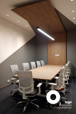 Modern IT Boardroom