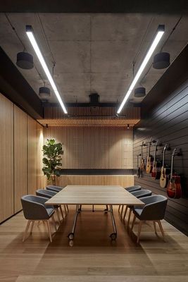Modern Meeting Room