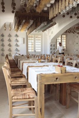 Traditional Hospitality Cafeteria