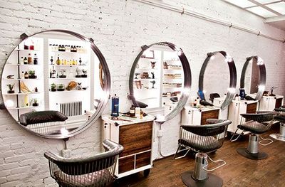 Minimalist Beauty Salon