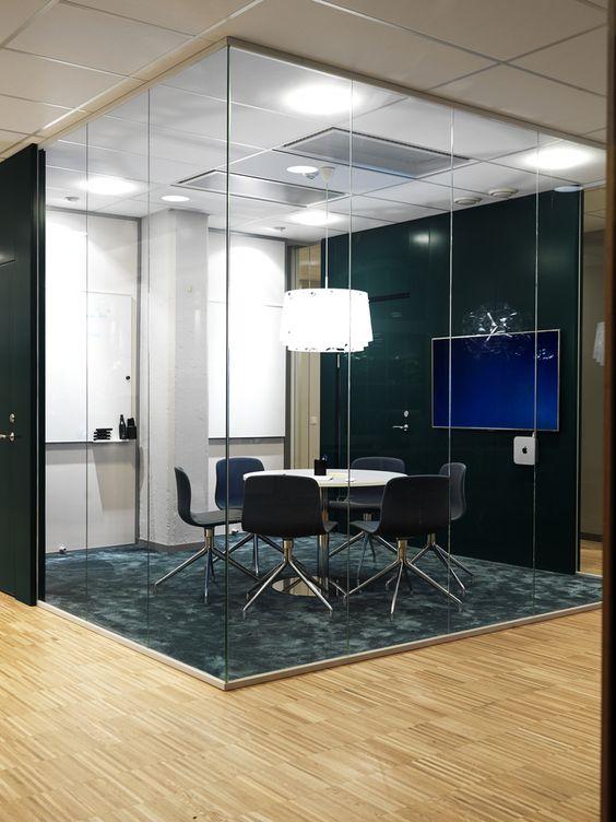 Modern Meeting Room
