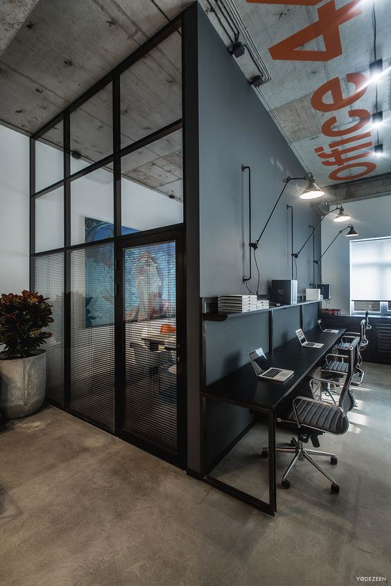 Industrial IT Workstation