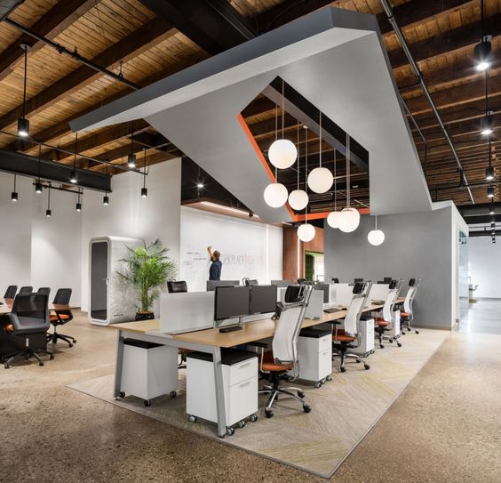Modern IT Workstation